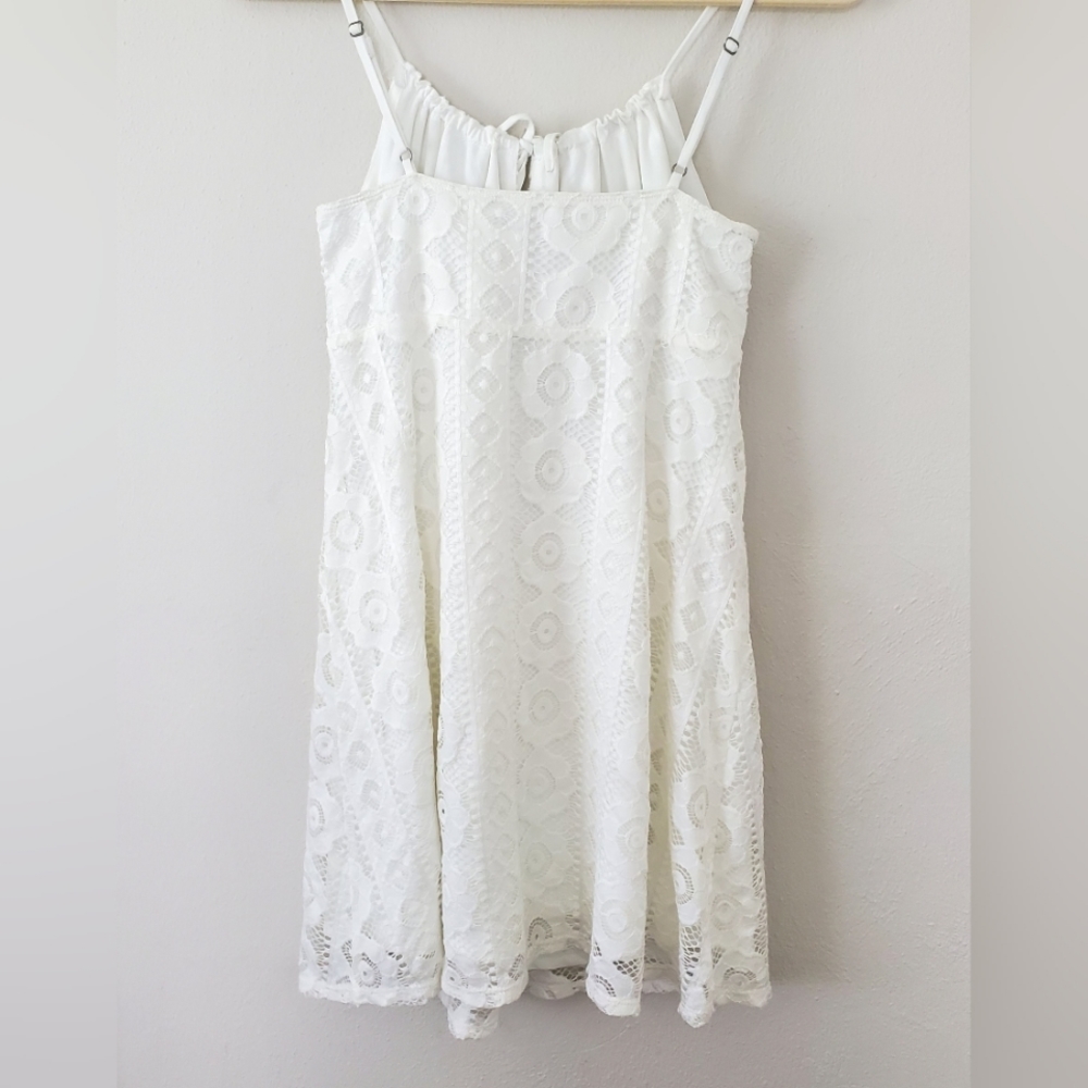 White Lace Aéropostale Dress Woman's/ Teen Size M